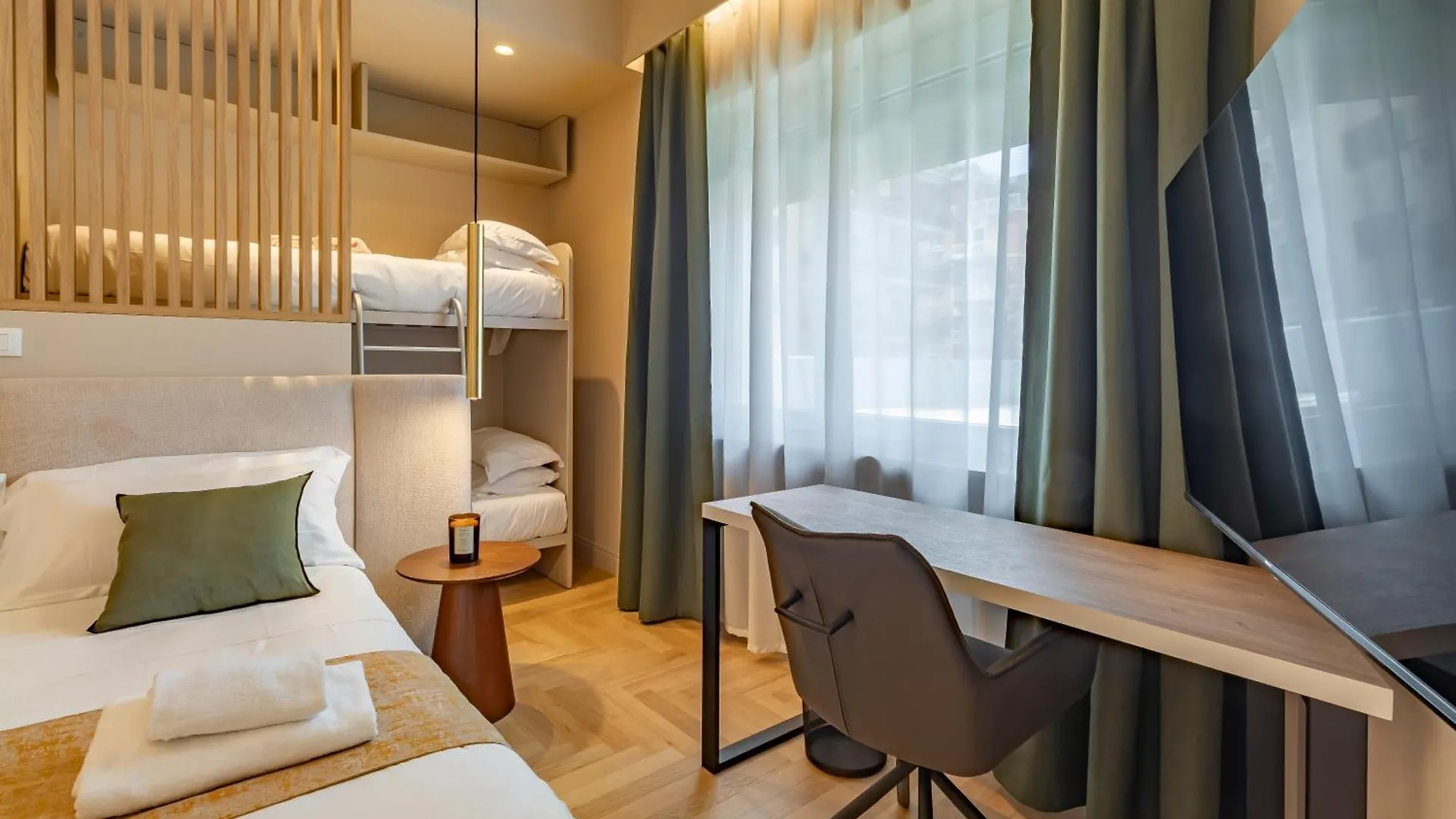 Cipro Vatican Luxury Escape Rome