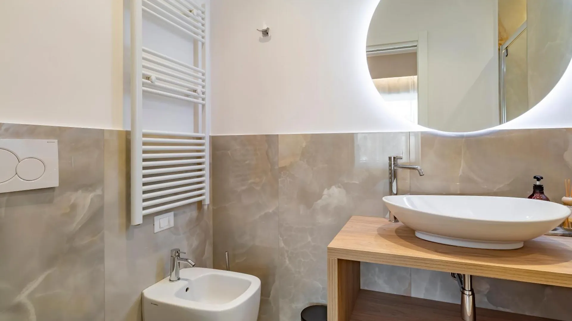 Cipro Vatican Luxury Escape Rome 0*,  Italy